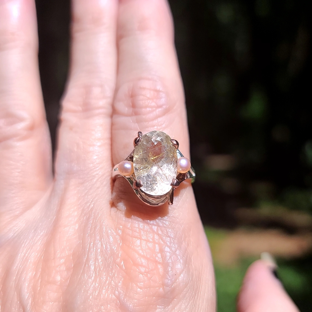 Stunning 6k rutilated gold & pink pearl sterling ring sz8